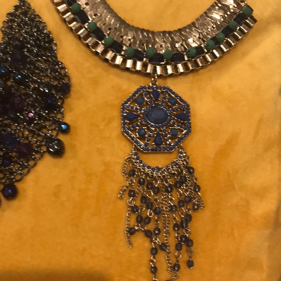 Bundle of three necklaces - Picture 4 of 4